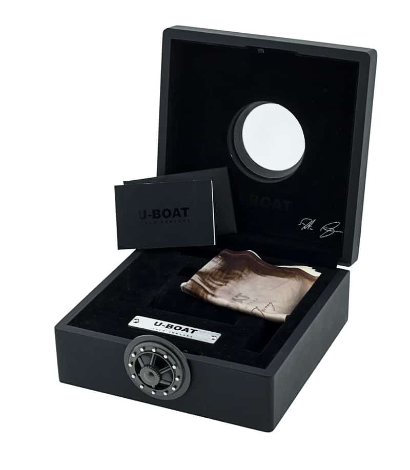 U-Boat Classico 9015